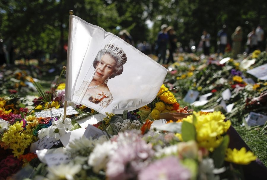 Η κηδεία της βασίλισσας Ελισάβετ θα προβληθεί σε 125 σινεμά