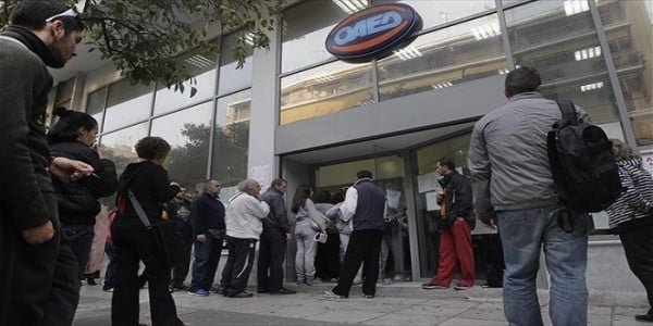 ΕΛΣΤΑΤ: Μειώθηκε στο 20,1% η ανεργία τον Μάρτιο