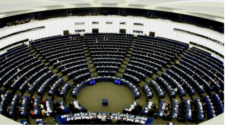 Νέο ευρωπαϊκό ψήφισμα για το κράτος Δικαίου στην Ελλάδα, υπερψήφισε και το μισό ΕΛΚ
