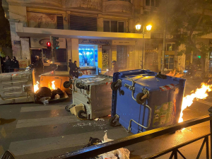 Επέτειος Γρηγορόπουλου: Ένταση στα Εξάρχεια μετά από την πορεία, κλειστό το κέντρο της Αθήνας (εικόνες -βίντεο)