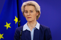 Η Ούρσουλα φον ντερ Λάιεν ζήτησε από τη Φινλανδία να προετοιμάσει την ΕΕ για πόλεμο
