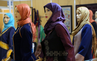 Διώξη κατά δύο ηθοποιών που δεν φορούσαν μαντήλα στο Ιράν