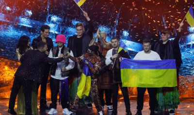 Eurovision 2022: Η συγκινητική στιγμή που ανακοινώνουν οτι η Ουκρανία είναι η μεγάλη νικήτρια μέσα από το καταφύγιο (βίντεο)