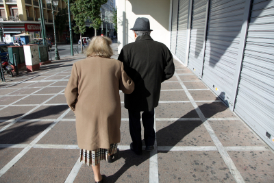 Εκλογές 2023: Κερδισμένοι οι συνταξιούχοι από τα προγράμματα ΝΔ - ΣΥΡΙΖΑ, όσα υπόσχεται κάθε κόμμα