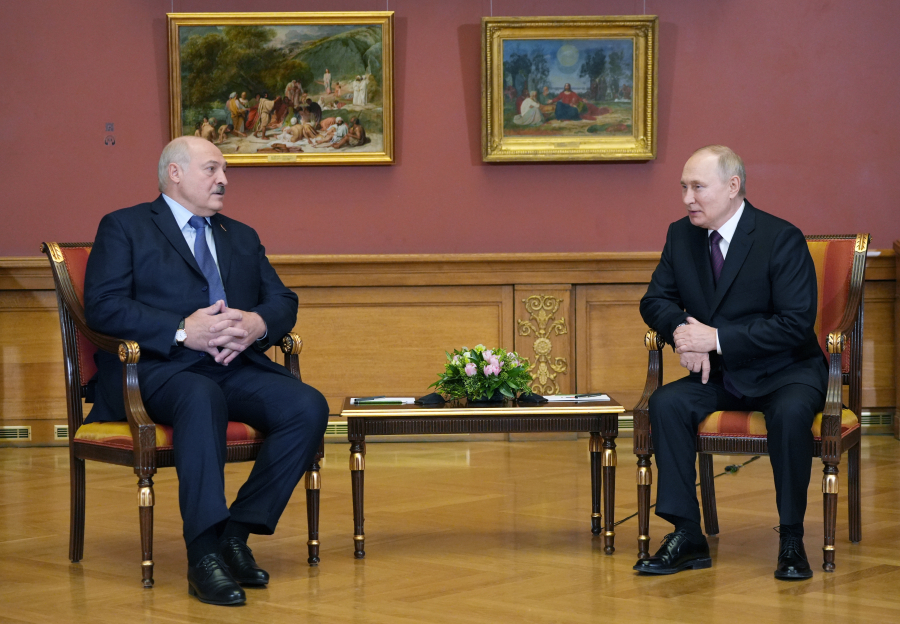 «Βόμβα» Λουκασένκο: «Η Λευκορωσία θα συμμετάσχει στον πόλεμο με τη Ρωσία αν έστω και ένας στρατιώτης πατήσει το πόδι του στη χώρα»