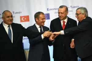 Η Σύνοδος στην Βάρνα «άνοιξε παράθυρο» στις σχέσεις Ε.Ε. - Τουρκίας