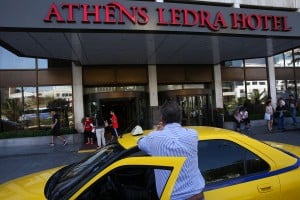 Σε «αμερικανικά χέρια» το Athens Ledra έναντι 33.050.000 ευρώ