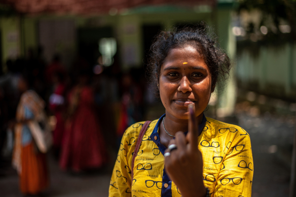Στην Ινδία ξεκίνησαν η μεγαλύτερη εκλογική διαδικασία στον κόσμο