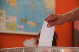 Politico: Νέα δημοσκόπηση πριν από τις κάλπες - Στις 10,3 μονάδες η διαφορά ΝΔ - ΣΥΡΙΖΑ