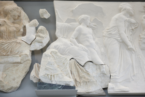 «Ένα βήμα μπρος» για τα Γλυπτά του Παρθενώνα: «Σύμπραξη» υπό τη μορφή δανεισμού προτείνει το Βρετανικό Μουσείο (βίντεο)