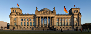 Γερμανικές Εκλογές: Νύχτα θρίλερ, μεγαλώνει το προβάδισμα του Σόλτς, σενάρια για συνασπισμό τριών κομμάτων