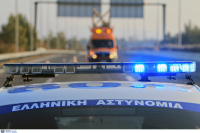 Η Αστυνομία αναζητά συγγενείς ανήλικης που παρασύρθηκε θανάσιμα σε τροχαίο στην εθνική Αθηνών - Κορίνθου