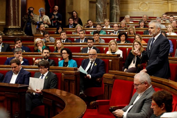 Η Καταλονία κήρυξε ανεξαρτησία από την Ισπανία