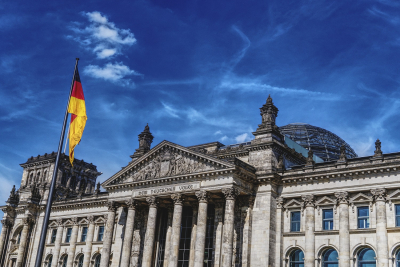 Γερμανία: Ο πληθωρισμός ίσως παραμείνει σε διψήφιο ποσοστό για άλλα δύο χρόνια