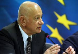 Εξωδικαστικός συμβιβασμός: Απορρίπτει η κυβέρνηση το αίτημα της ΕΕΤ να αυξήσει το ελάχιστο όριο οφειλών