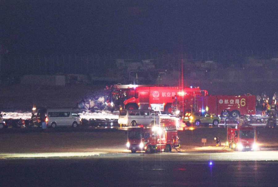 Η στιγμή που το αεροσκάφος της μοιραίας πτήσης Japan Airlines κόβεται στη μέση - Συγκλονιστικές μαρτυρίες