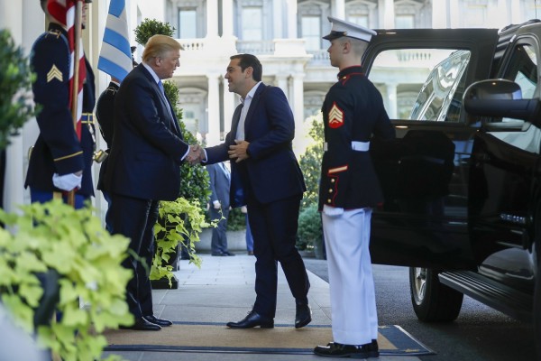 Τραμπ: Σπουδαία δουλειά στην ανάκαμψη της Ελλάδας - Τσίπρας: Σημαντική στιγμή για την στρατηγική μας συμμαχία