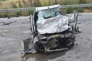 Σοκαριστικό τροχαίο στη Λάρισα - Νεκρός νεαρός οδηγός