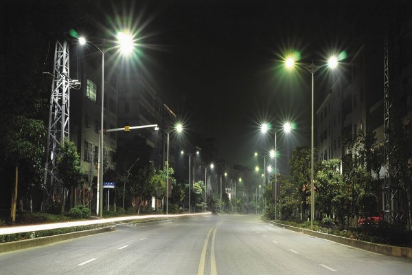 Δήμος Αθηναίων: Φωτισμός LED στην Αθήνα με ετήσια όφελος 3,8 εκ. ευρώ