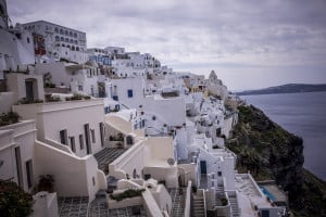 Ο τουρισμός στην Ελλάδα ξεκινά: Το ρεπορτάζ του ZDF από την Σαντορίνη