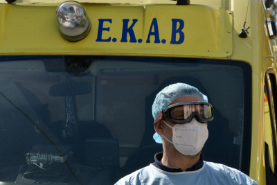 Θρήνος στη Χίο: Πυροσβέστης «έσβησε» περιμένοντας το ασθενοφόρο