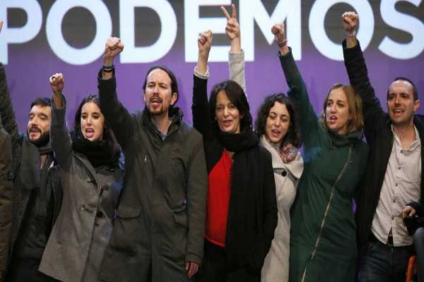«Ανεβαίνουν» οι Podemos στην Ισπανία