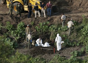 Τριάντα δύο πτώματα εντοπίστηκαν σε ομαδικούς τάφους στο Μεξικό