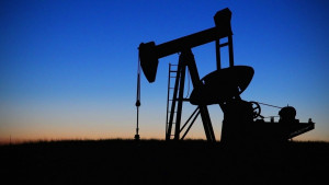 Πετρέλαιο - ΗΠΑ: Ιστορικό χαμηλό που δείχνει κατάρρευση - Υπό το μηδέν το αμερικανικό αργό