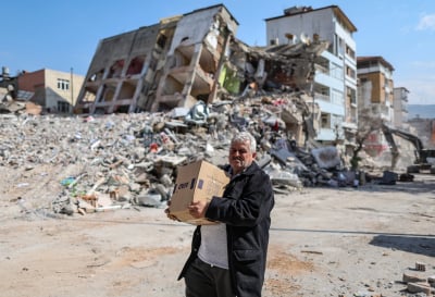 Συνεχίζεται η ανθρώπινη τραγωδία στην Τουρκία: Κατέρρευσαν κτίρια μετά τον νέο σεισμό, αναφορές για νεκρούς